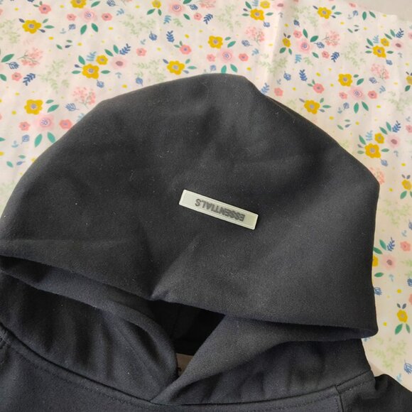 Fear of God Essentials Hoodie Black - Picture 5 of 9